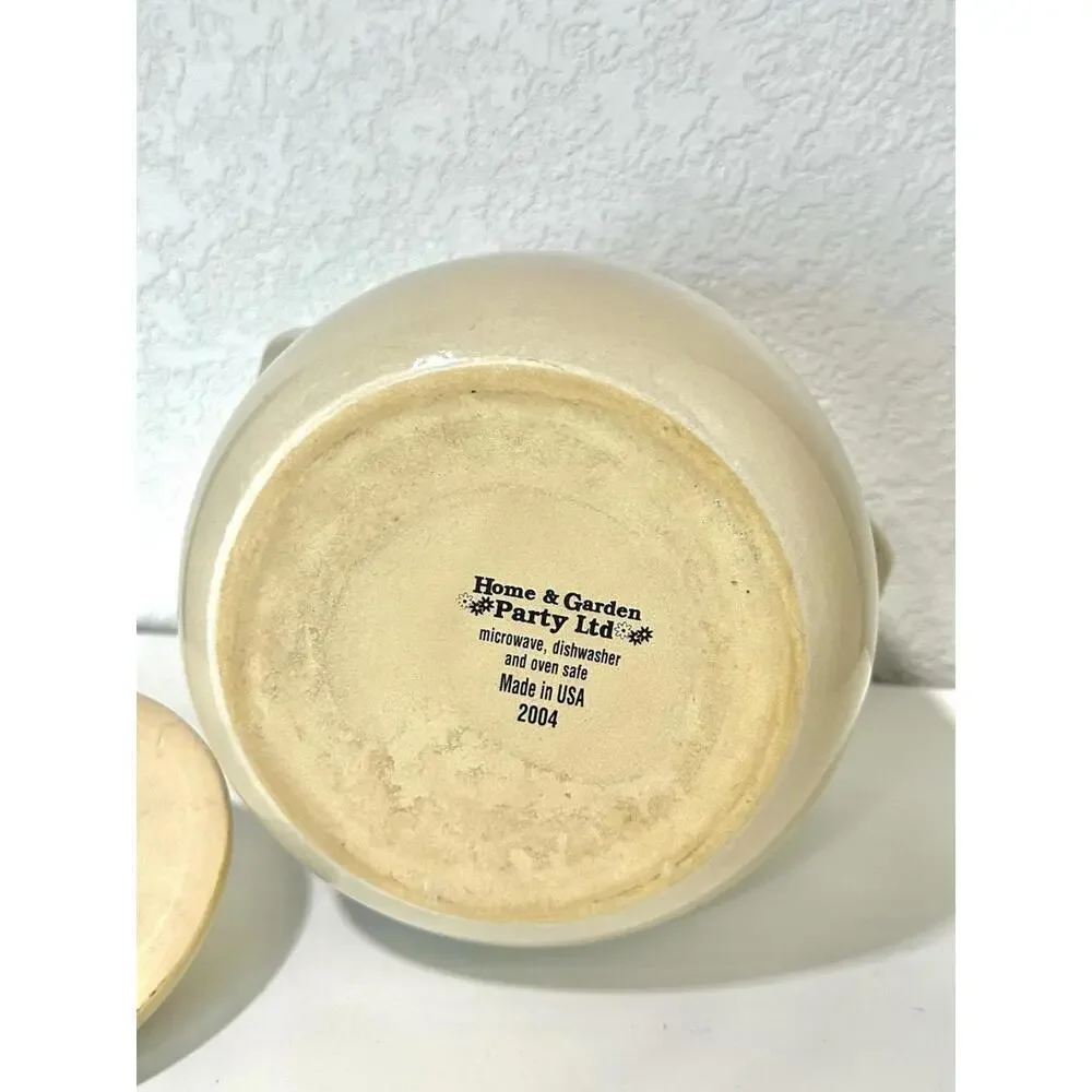 Home & Garden Party Lg Stoneware Ceramic Pot with Handles Lid and Floral Design - Picture 6 of 16